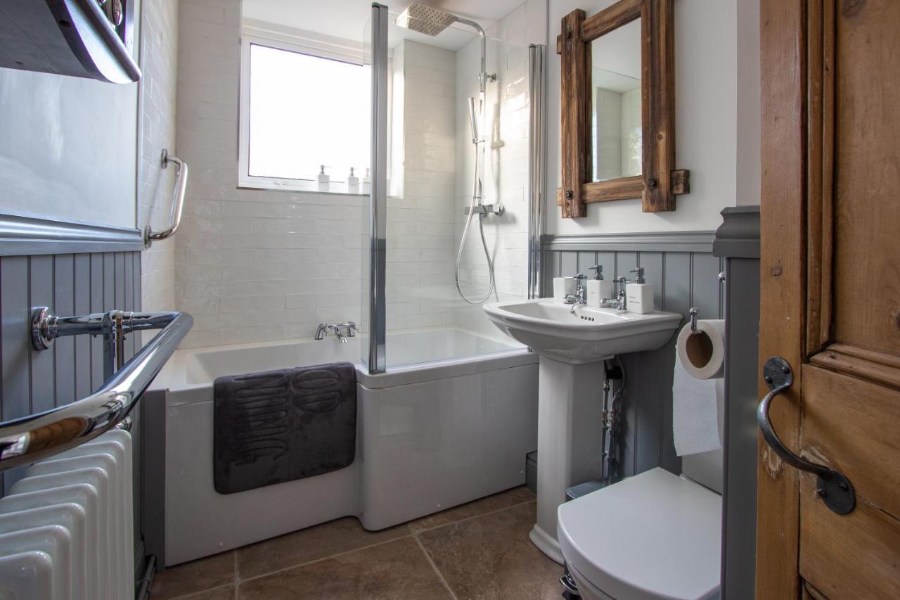 Stylish Town Centre House With Garden And Parking Opposite Villa Bury St. Edmunds Kültér fotó
